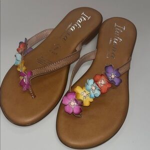 Italian Shoemakers Women's Sandals with Colorful Floral Accents size 7